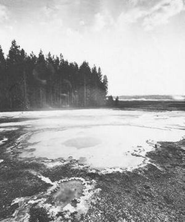 Hot Springs Pool, Yellowstone - thumbnail