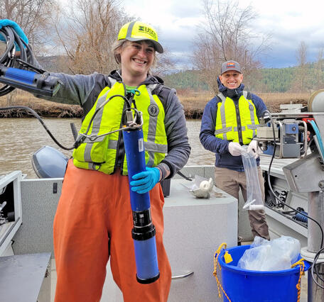 Water-quality sampling on the Coeur d'Alene River, northern Idaho